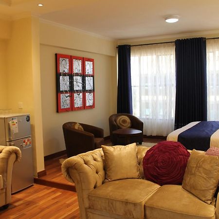 Cranes Suites 키탈레 외부 사진